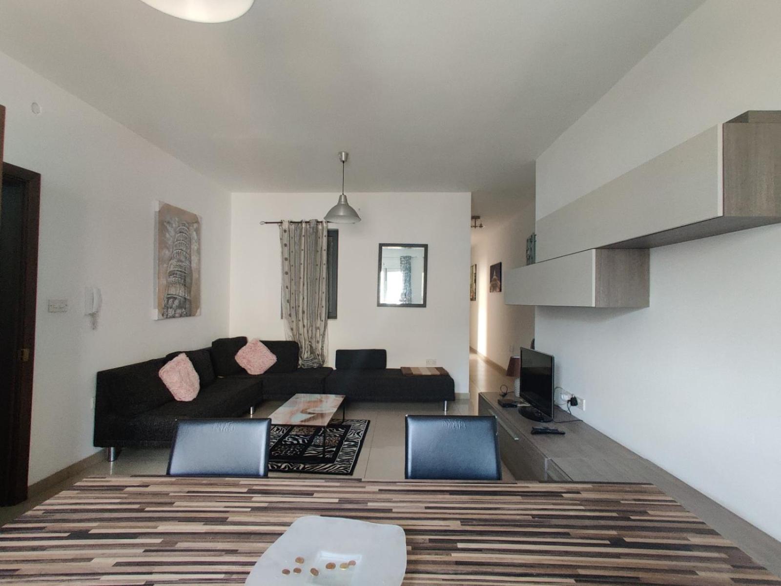 St Julians Sliema 3 Minutes Walk From Promenade 3 Bedroom Apartment Exterior foto